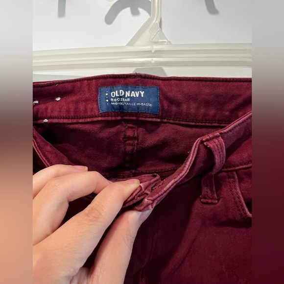 Old Navy Rockstar Maroon Mid Rise Skinny Jeans Size 0 - Picture 5 of 9